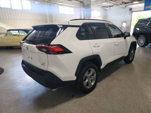 Used 2025 Toyota RAV4 LE AWD/4WD image 5