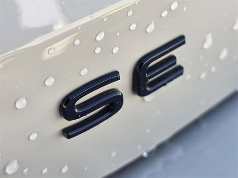 New 2026 Volkswagen Tiguan SE R-Line image 8