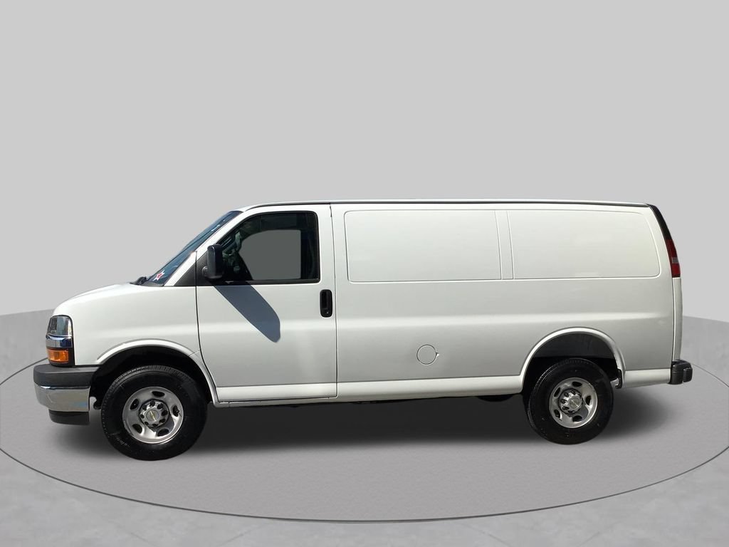 New 2026 Chevrolet Express 2500 w/ Driver Convenience Package RWD image 11
