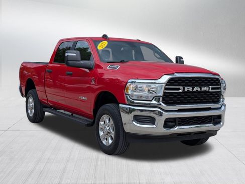 Used 2023 RAM 2500 Big Horn AWD/4WD image 7