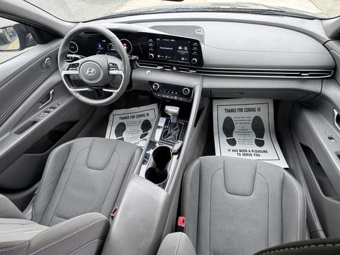 Used 2021 Hyundai Elantra SEL w/ Convenience Package FWD image 21