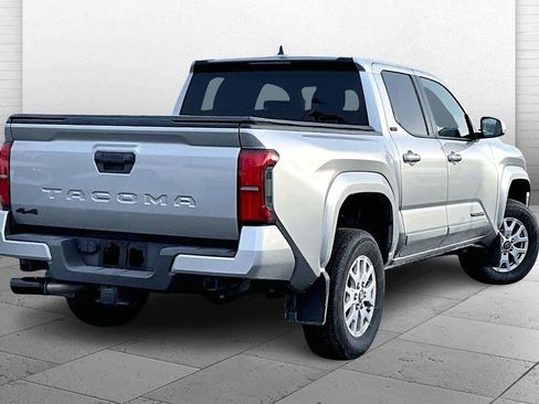 Used 2025 Toyota Tacoma SR5 image 11