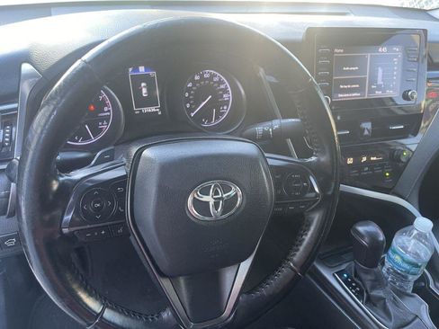 Used 2021 Toyota Camry SE image 13