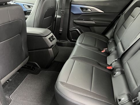 New 2026 Chevrolet Equinox EV LT image 16