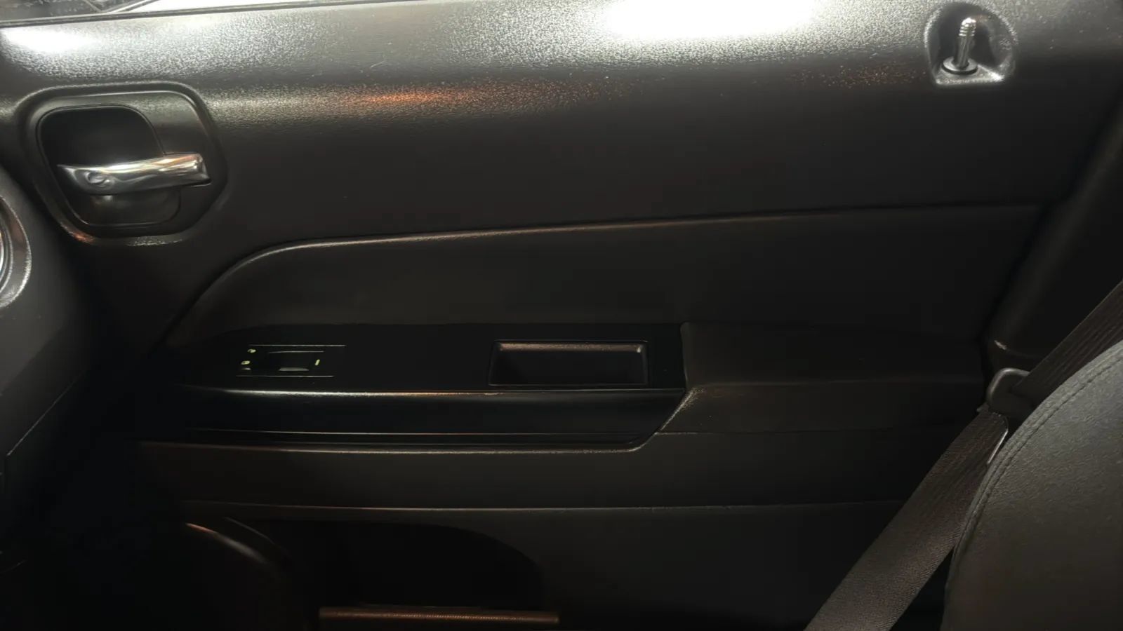 Used 2015 Jeep Patriot Sport w/ Power Value Group FWD image 16