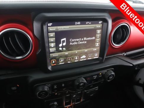Used 2020 Jeep Gladiator Rubicon AWD/4WD image 22