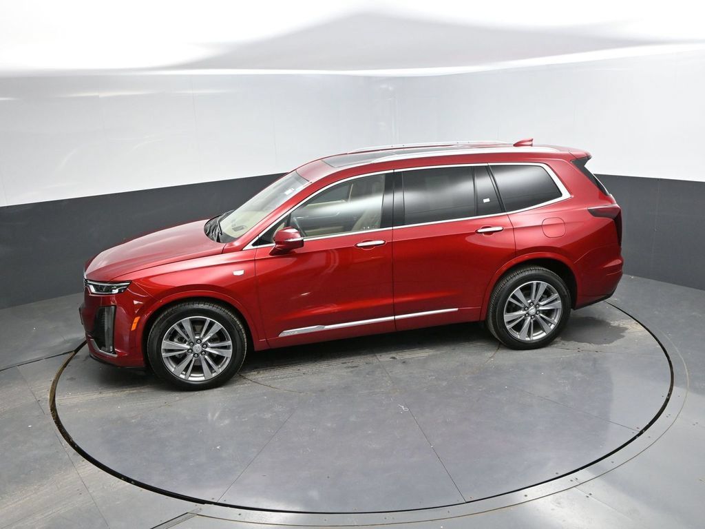 Used 2021 Cadillac XT6 Premium Luxury w/ Platinum Package AWD/4WD image 30