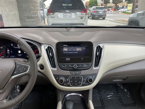 Used 2024 Chevrolet Malibu LT image 18