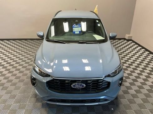 Used 2023 Ford Escape ST-Line Elite AWD/4WD image 5