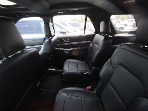 Used 2019 Ford Explorer Sport w/ Equipment Group 401A AWD/4WD image 14