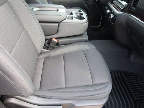 New 2026 GMC Sierra 1500 Elevation image 14