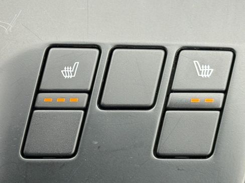 Used 2025 Kia Sportage LX image 39