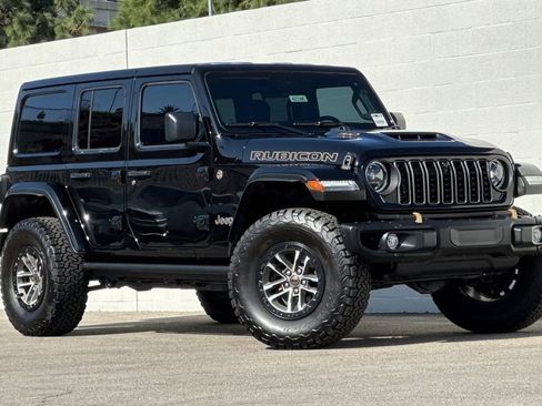 Used 2024 Jeep Wrangler Unlimited Rubicon 392 image 2