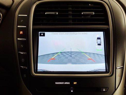 Used 2016 Lincoln MKX Select w/ Select Plus Package image 19