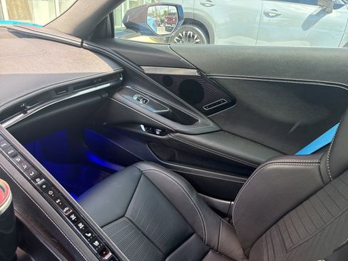 Used 2023 Chevrolet Corvette Stingray Preferred Conv w/ Z51 Performance Package image 8