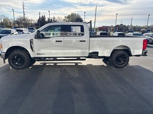 Used 2023 Ford F350 XLT AWD/4WD image 18