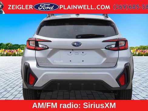 Used 2025 Subaru Crosstrek 2.5i Premium AWD/4WD image 4