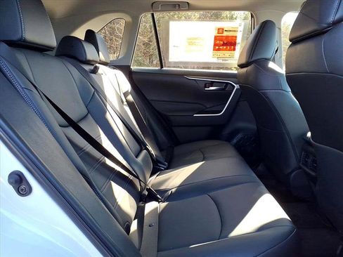 New 2025 Toyota RAV4 XLE Premium image 7