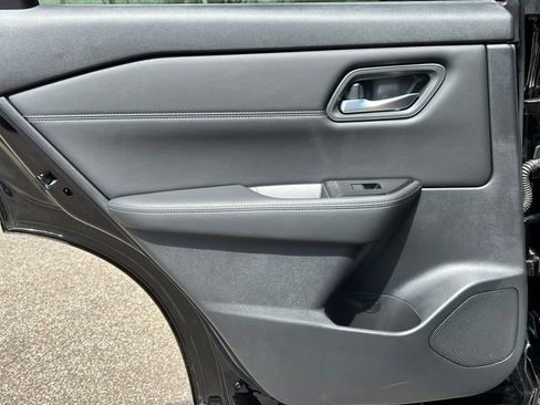 New 2026 Nissan Rogue SV AWD/4WD image 35