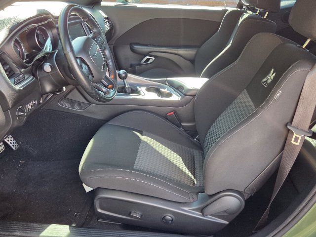 Used 2022 Dodge Challenger R/T Scat Pack RWD image 6