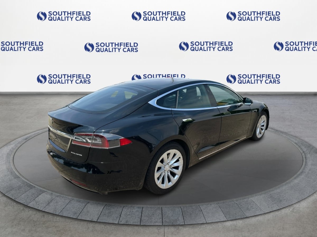 Used 2019 Tesla Model S Standard Range AWD/4WD image 7