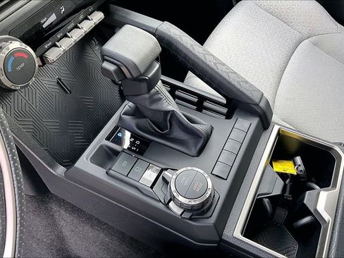 Used 2025 Toyota 4Runner SR5 image 19