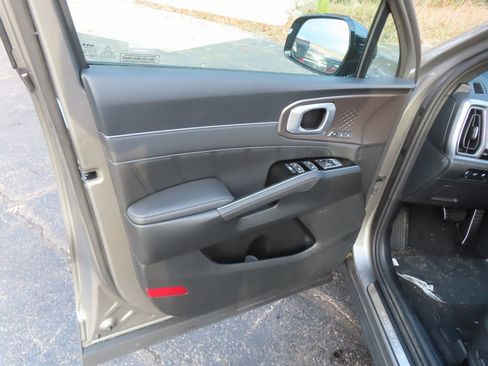 New 2026 Kia Sorento SX Prestige image 23