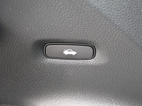 Used 2022 Honda Civic Sport image 12