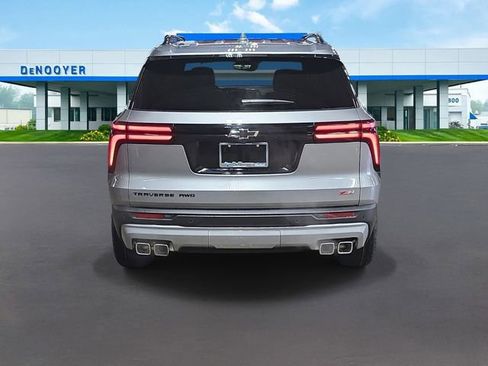 New 2026 Chevrolet Traverse Z71 image 8