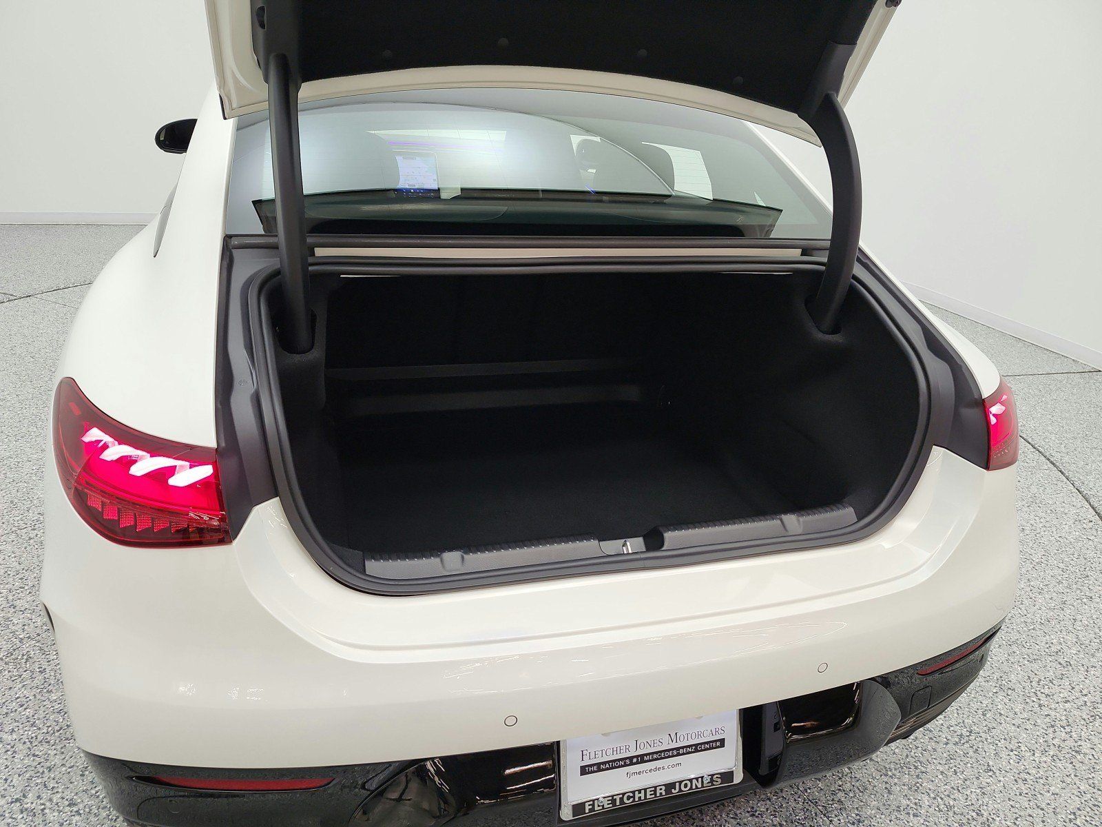 Used 2023 Mercedes-Benz EQE AMG 4MATIC Sedan image 21