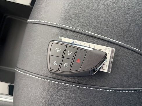 New 2026 Chevrolet Traverse LT w/ Driver Confidence Package image 22