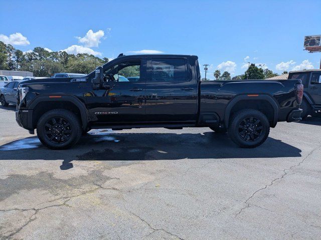 Used 2025 GMC Sierra 2500 AT4 w/ AT4 Premium Plus Package AWD/4WD image 8