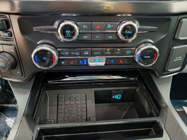 New 2026 Ford F350 Lariat w/ Black Appearance Package AWD/4WD image 21