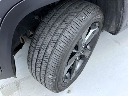 Certified 2023 Jeep Grand Cherokee Altitude image 23