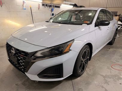 Used 2023 Nissan Altima 2.5 SR