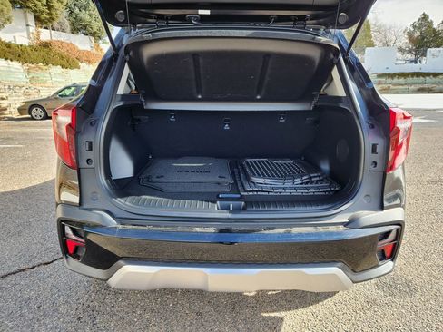 Used 2024 Kia Seltos SX image 16