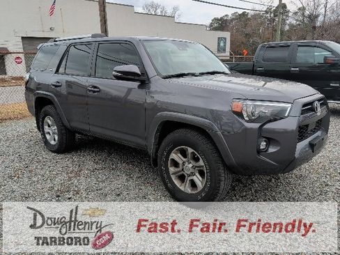 Used 2021 Toyota 4Runner SR5 Premium w/ Moonroof Package image 2