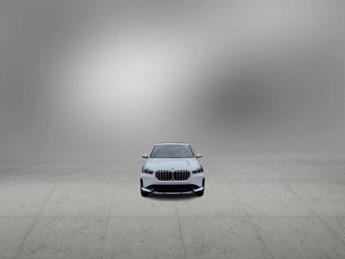 New 2026 BMW X1 xDrive28i w/ Technology Package AWD/4WD image 3
