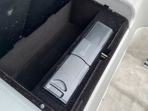 Used 2005 Mercedes-Benz SL 500 image 43