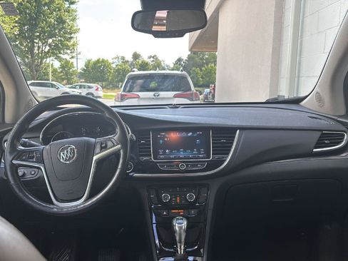 Used 2019 Buick Encore Essence AWD/4WD image 16