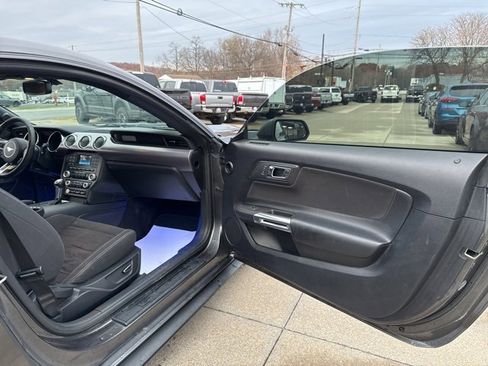 Used 2015 Ford Mustang GT image 34