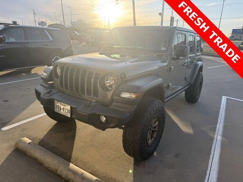 Used 2022 Jeep Wrangler Unlimited Sport image 2
