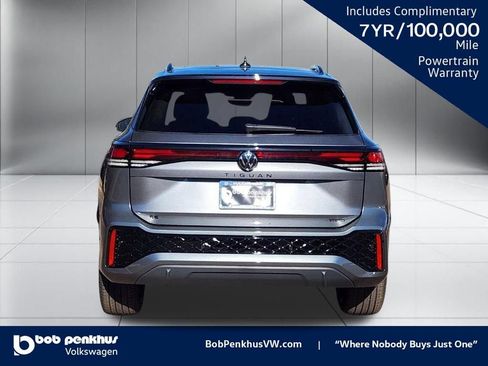 New 2026 Volkswagen Tiguan SE R-Line AWD/4WD image 25