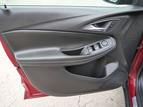 Used 2023 Buick Encore GX Preferred w/ Cold Weather Comfort Package FWD image 26