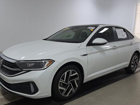 Used 2024 Volkswagen Jetta SEL FWD image 1