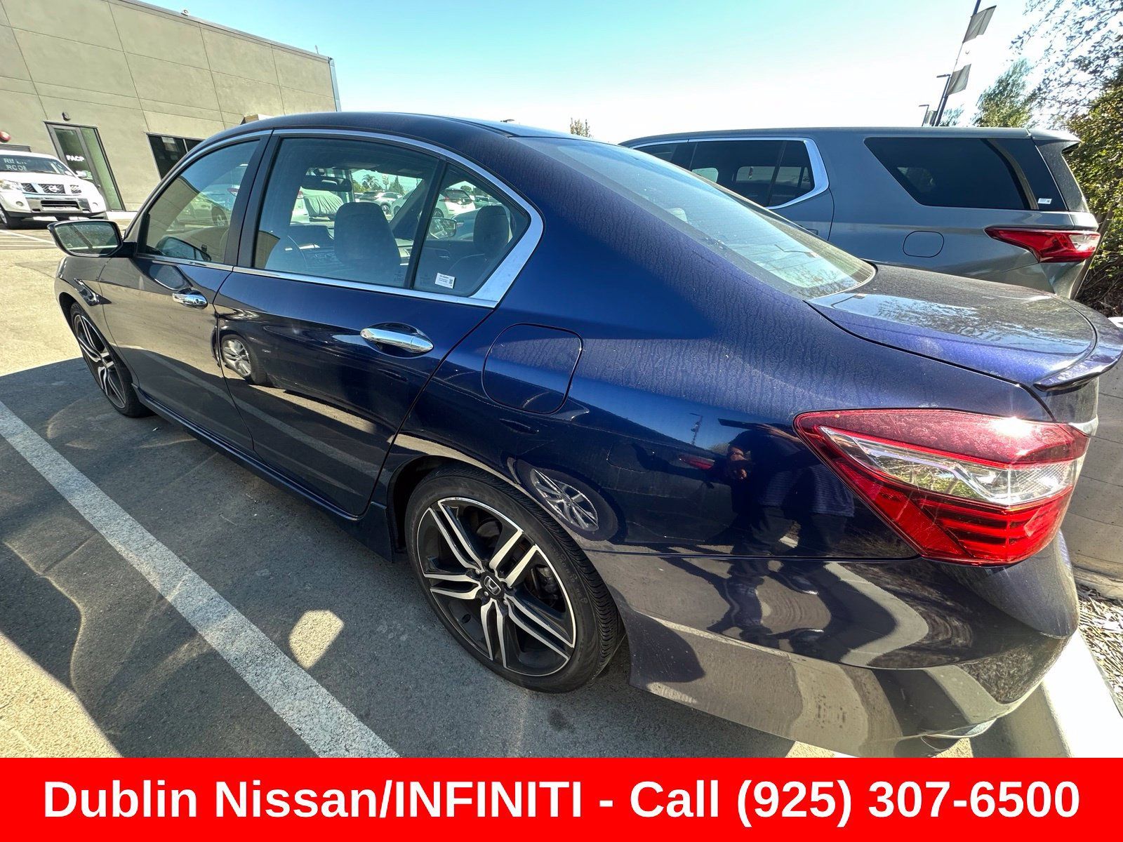 Used 2017 Honda Accord Sport Special Edition image 3