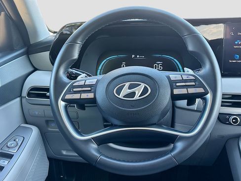 Used 2025 Hyundai Palisade SEL image 11