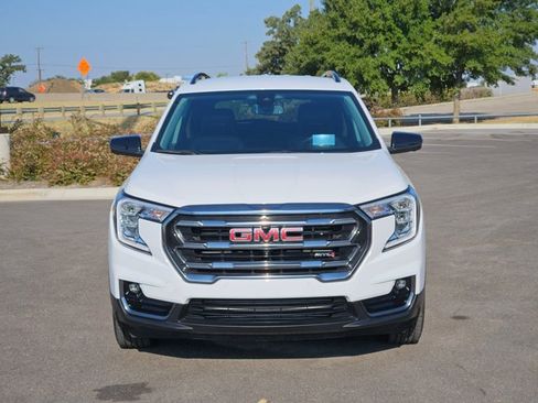 Used 2024 GMC Terrain AT4 w/ Tech Package AWD/4WD image 2