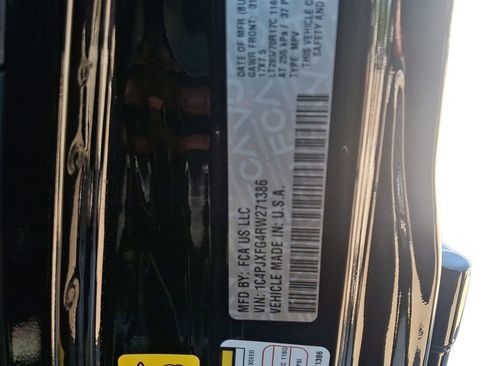 Used 2024 Jeep Wrangler Unlimited Rubicon image 28