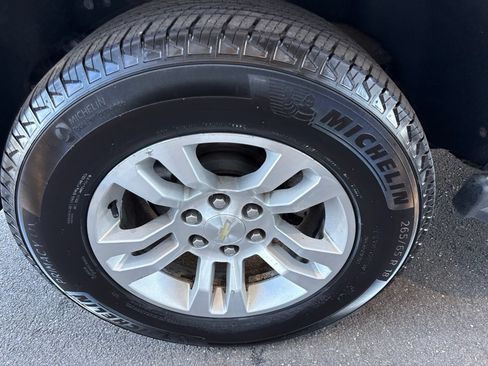 Used 2017 Chevrolet Tahoe LT AWD/4WD image 13